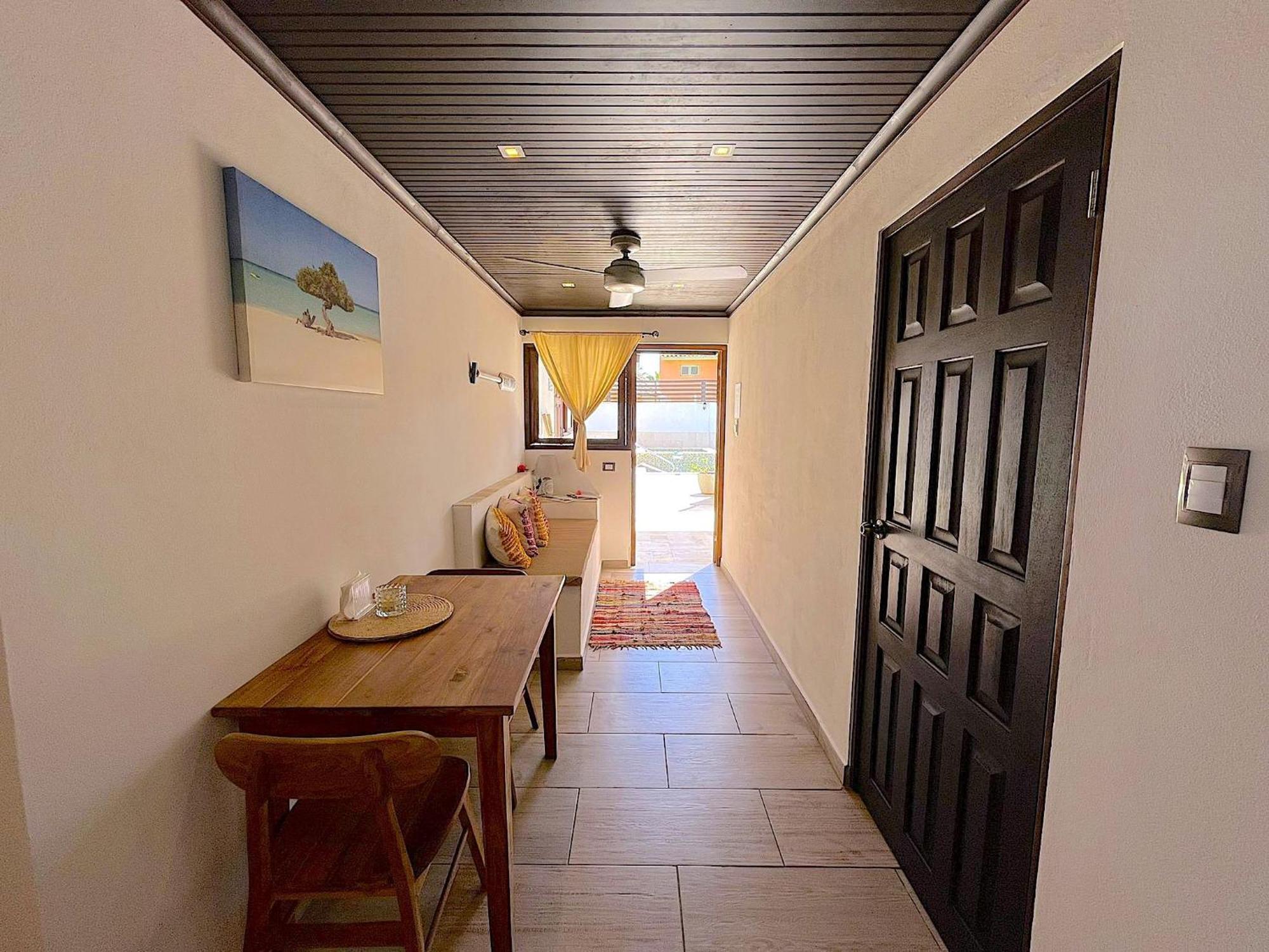 Aruba Lagunita Villa Palm Beach Ruang foto